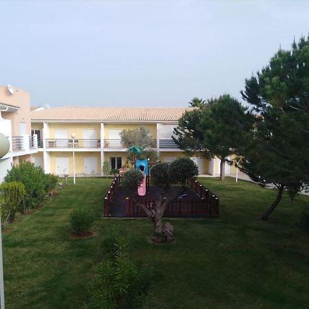 Salgados Sea View Apartment Албуфейра Екстериор снимка