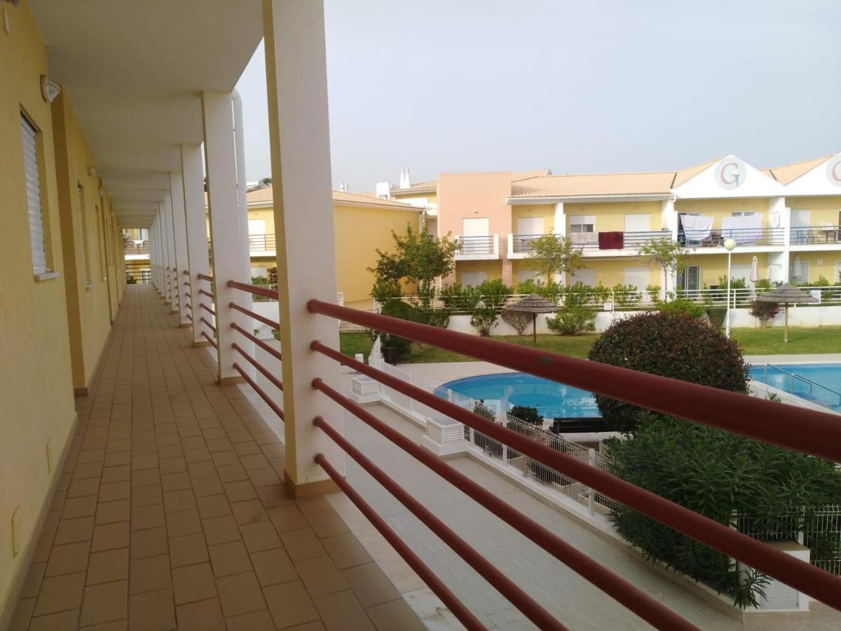 Salgados Sea View Apartment Албуфейра Екстериор снимка